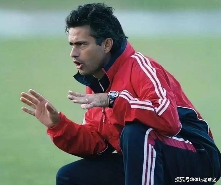 今晨足总杯传出新动向,本菲卡回应争议,管理层表态——质疑声仍在,年轻球员得到机会的简单介绍 今晨足总杯传出新动向,本菲卡回应争议,管理层表态——质疑声仍在,年轻球员得到机会的简单介绍