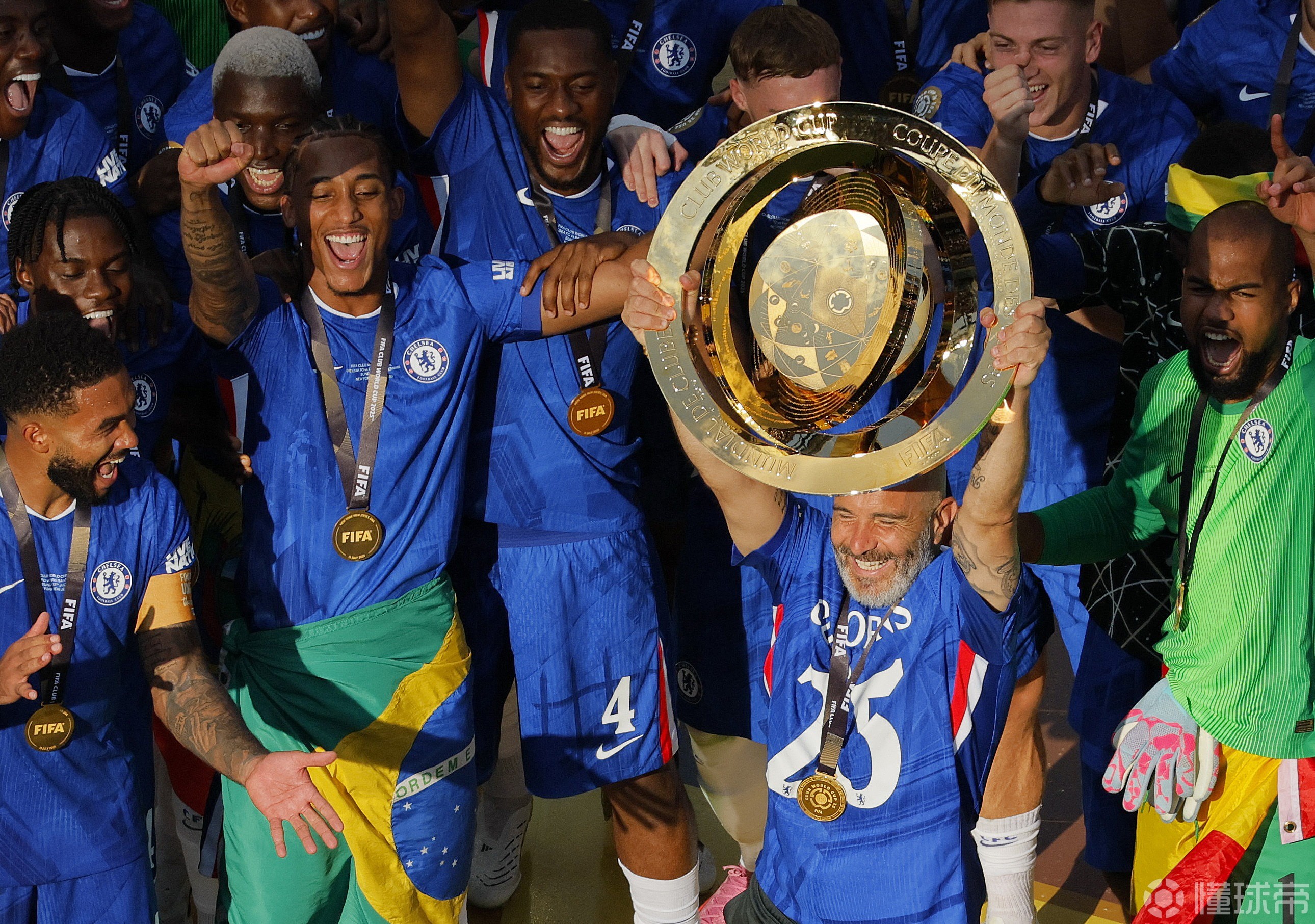 包含今晚NBA总决赛焦点战;切尔西扳平良机;媒体盛赞;数据趋势出现新变化的词条 包含今晚NBA总决赛焦点战;切尔西扳平良机;媒体盛赞;数据趋势出现新变化的词条