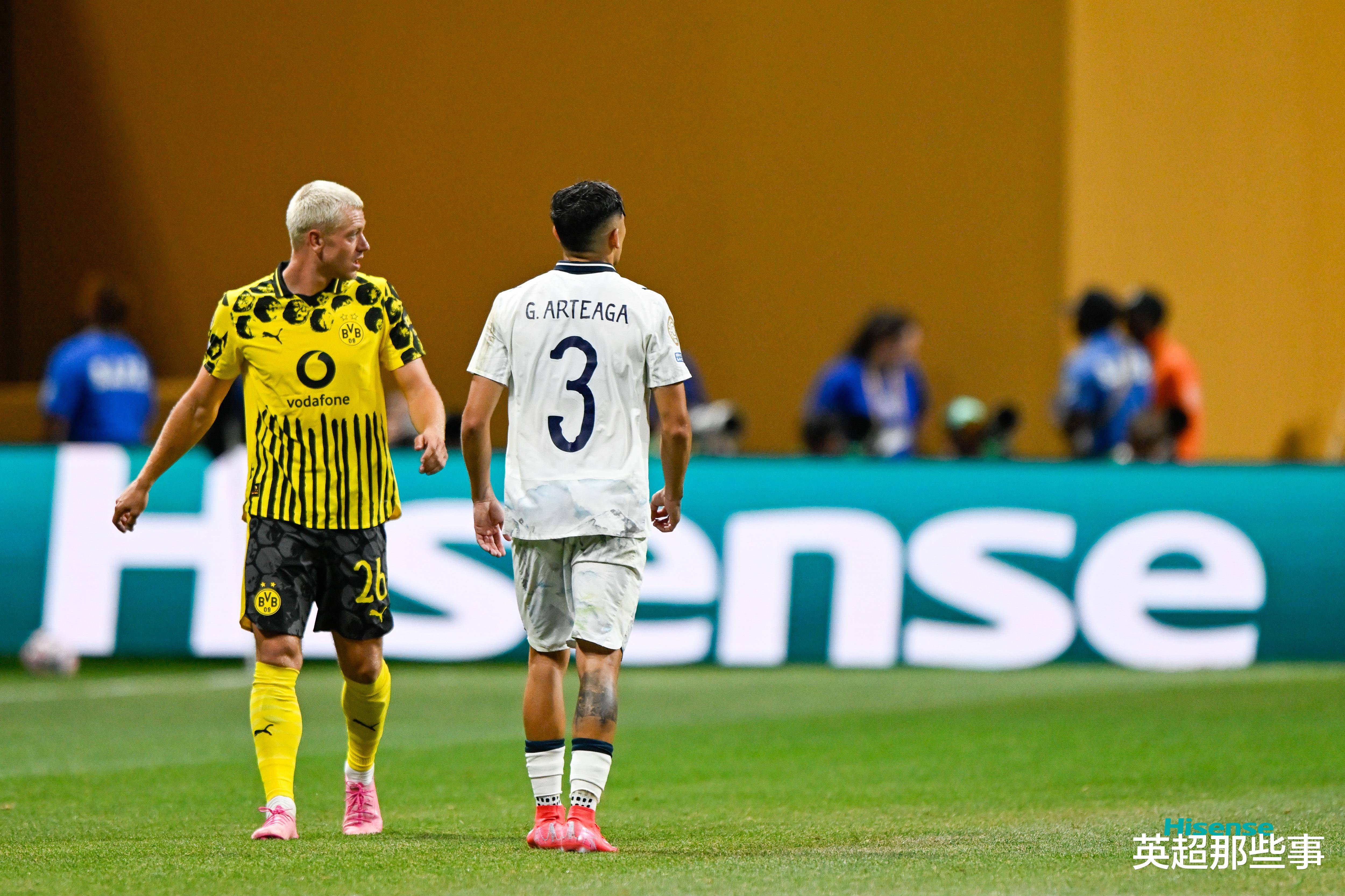 多特蒙德集结日战术微调，志在德甲名次提升，球迷炸锅，赛程密集仍需轮换的简单介绍